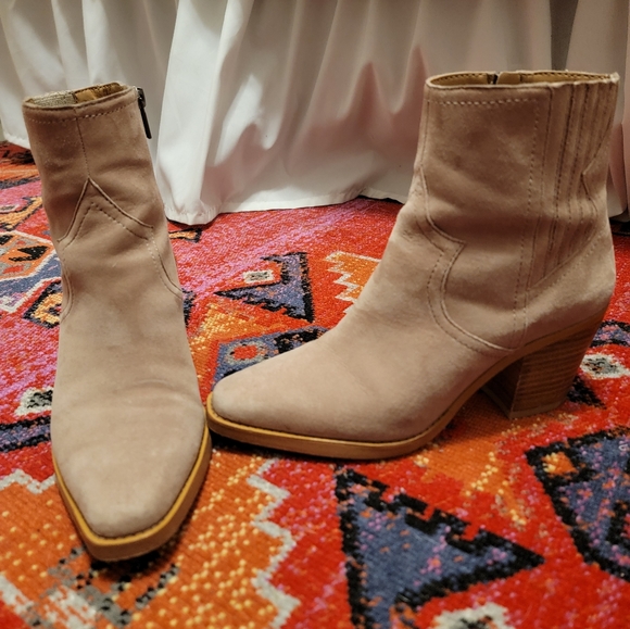 LUCKY BRAND western booties - Picture 8 of 8